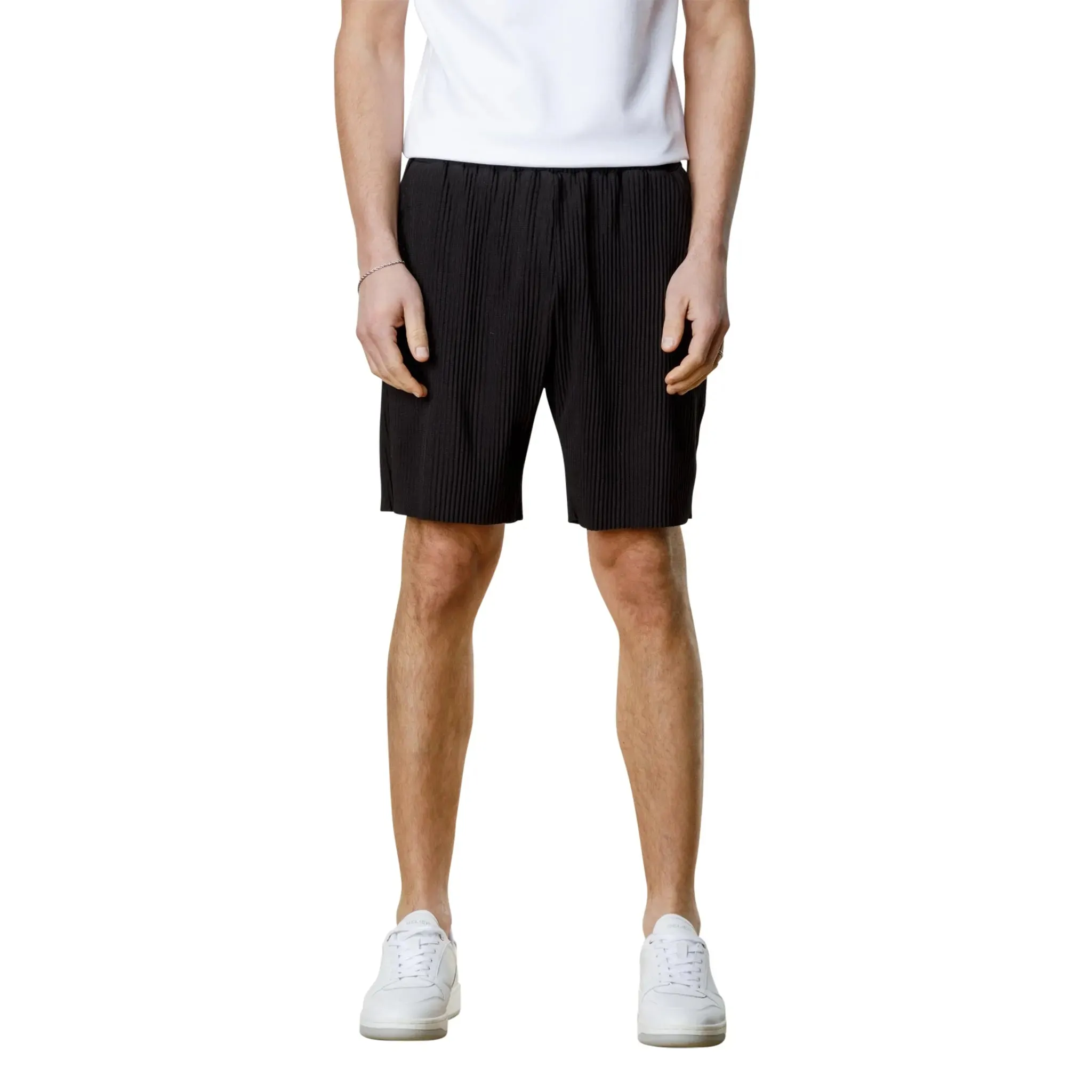 Belier Pleated Black Shorts