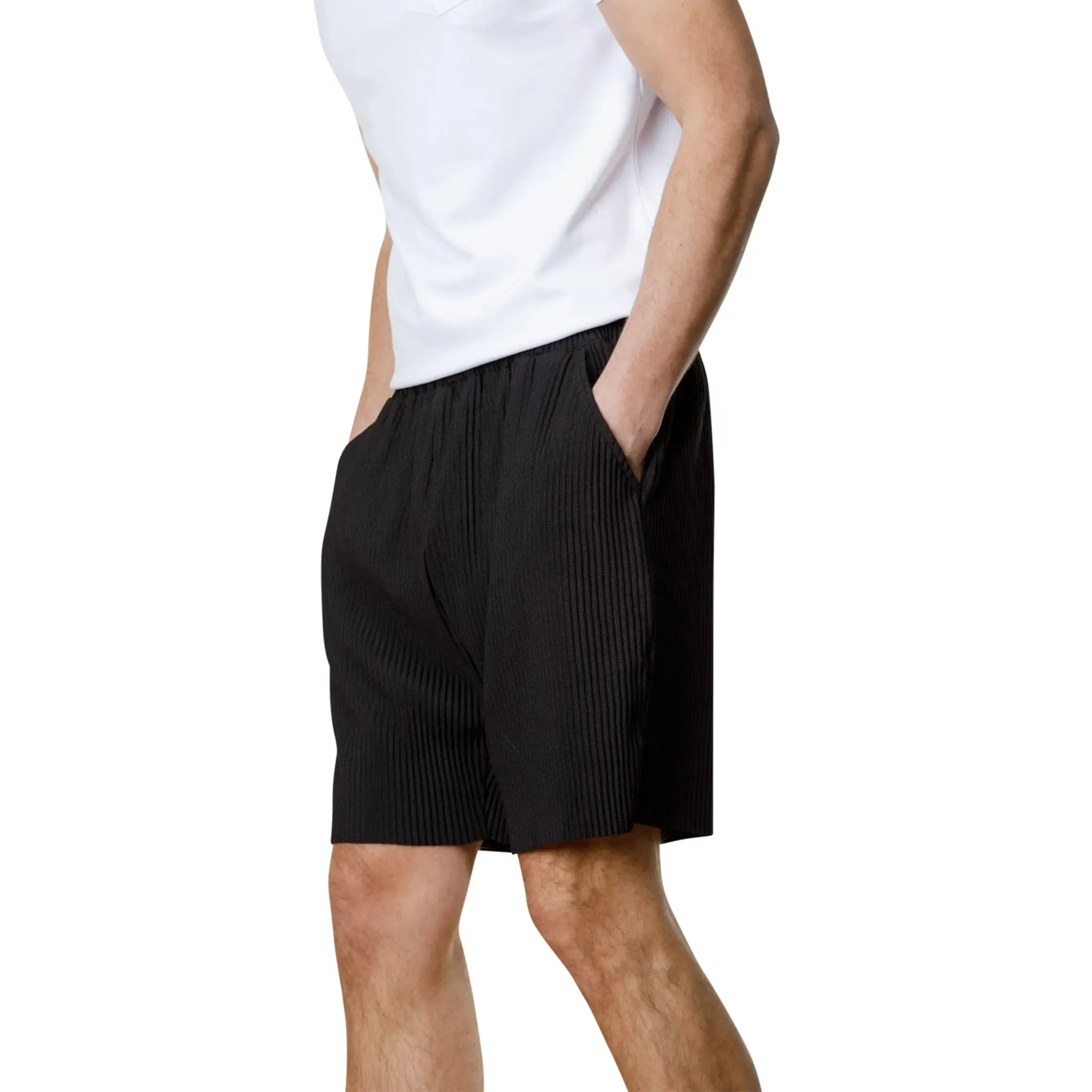 Belier Pleated Black Shorts