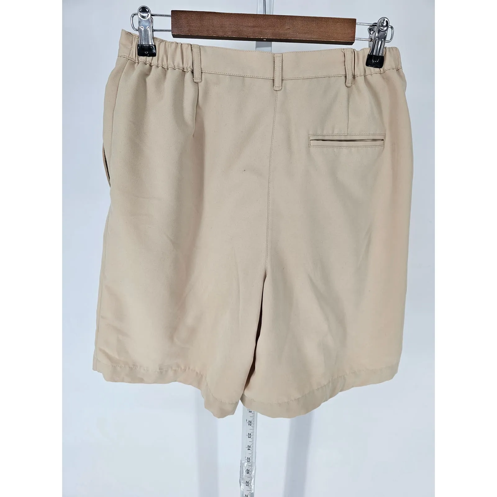 Karen Scott Sport Womens Sz 8 Pleated Front Elastic Waist Shorts Beige