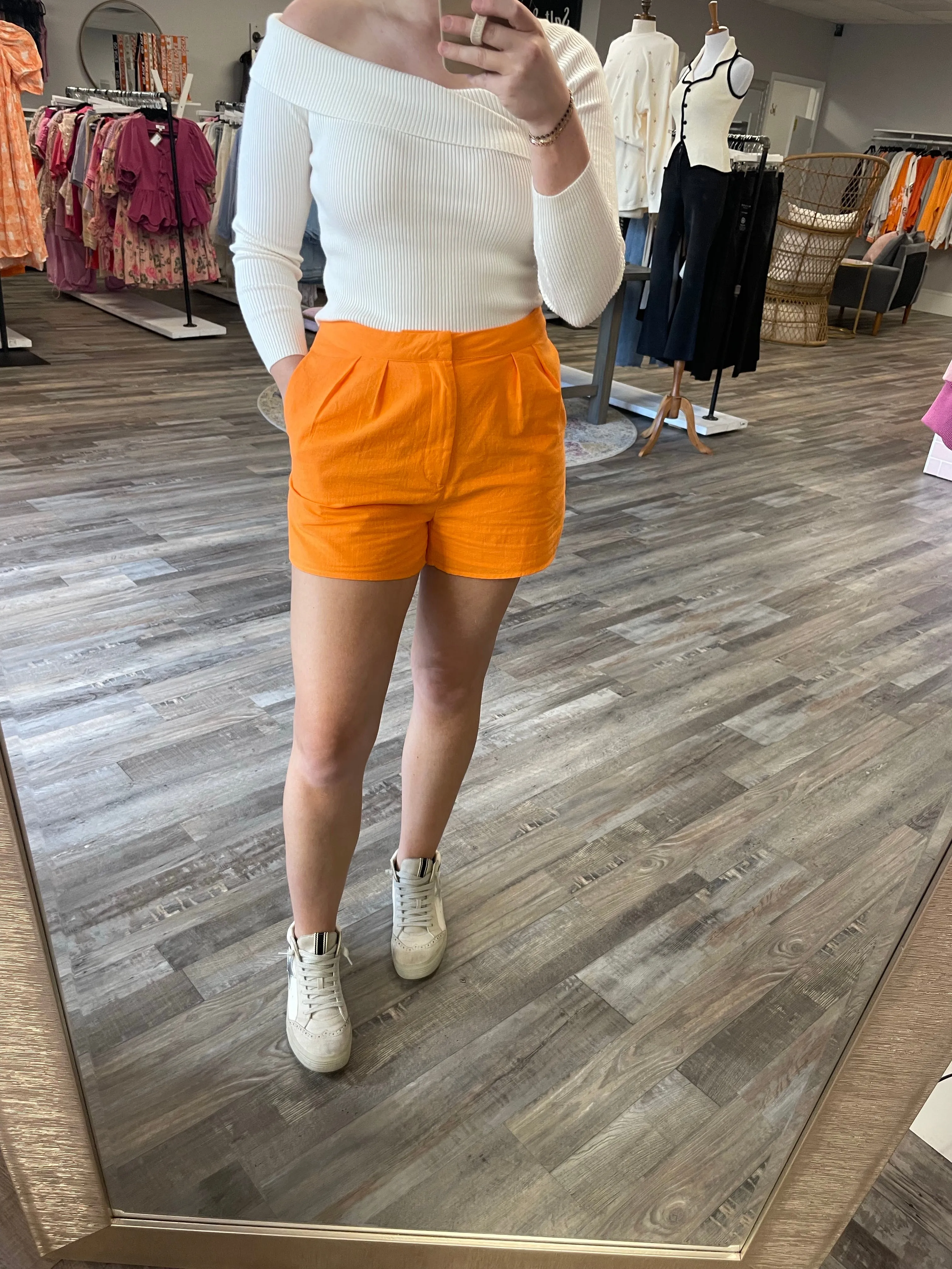 Pleated Linen Shorts - Tangerine