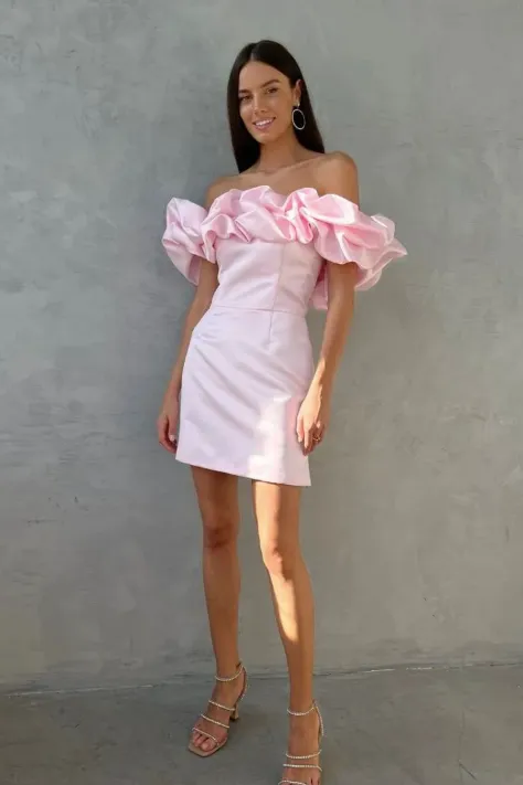 ruffles sexy one-shoulder dress