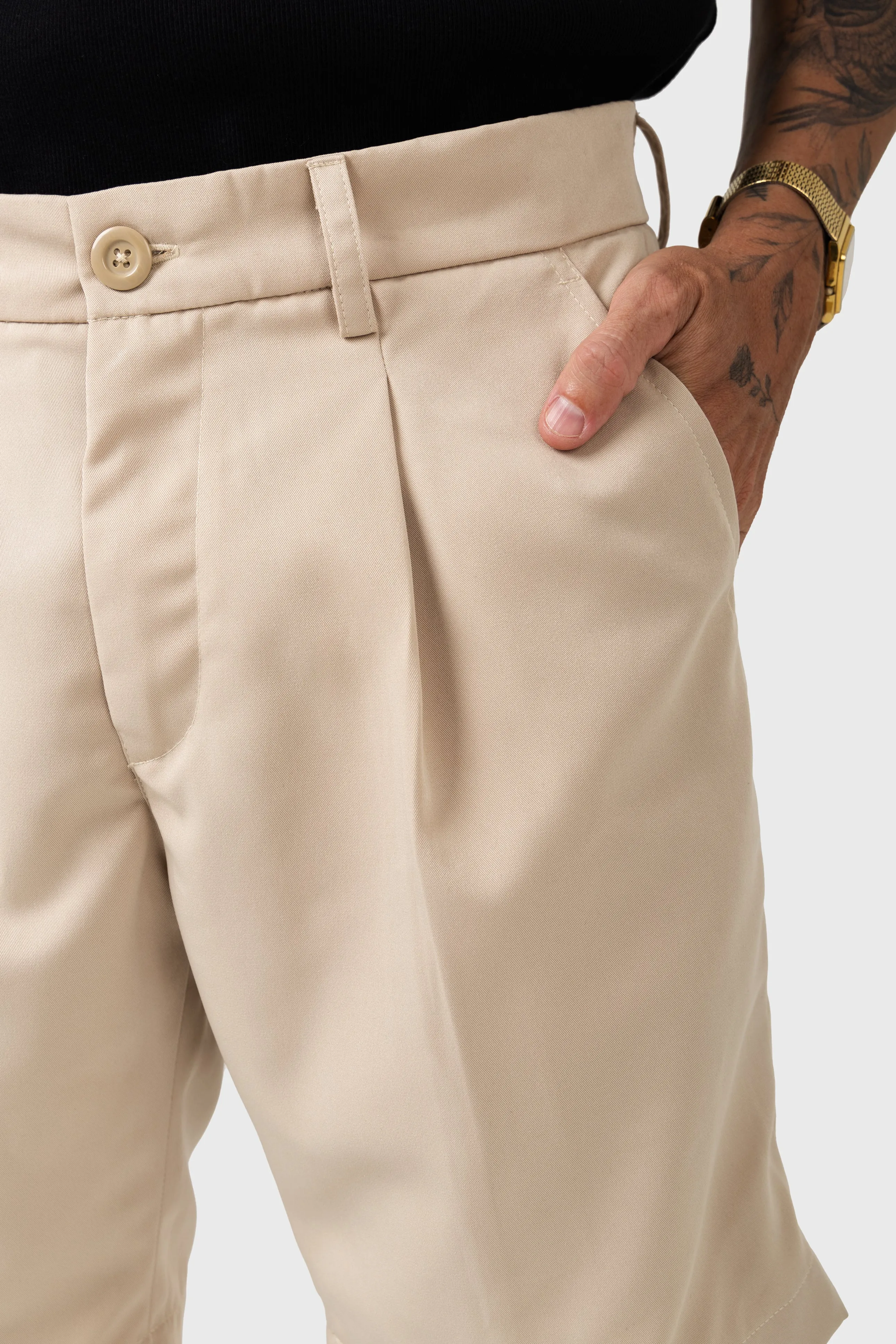 Seseh Pleated Short - Beige