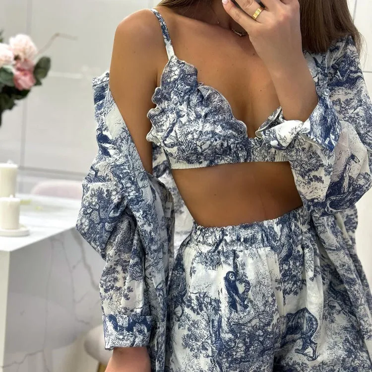 Toile Printed Short, Shirt & Bra