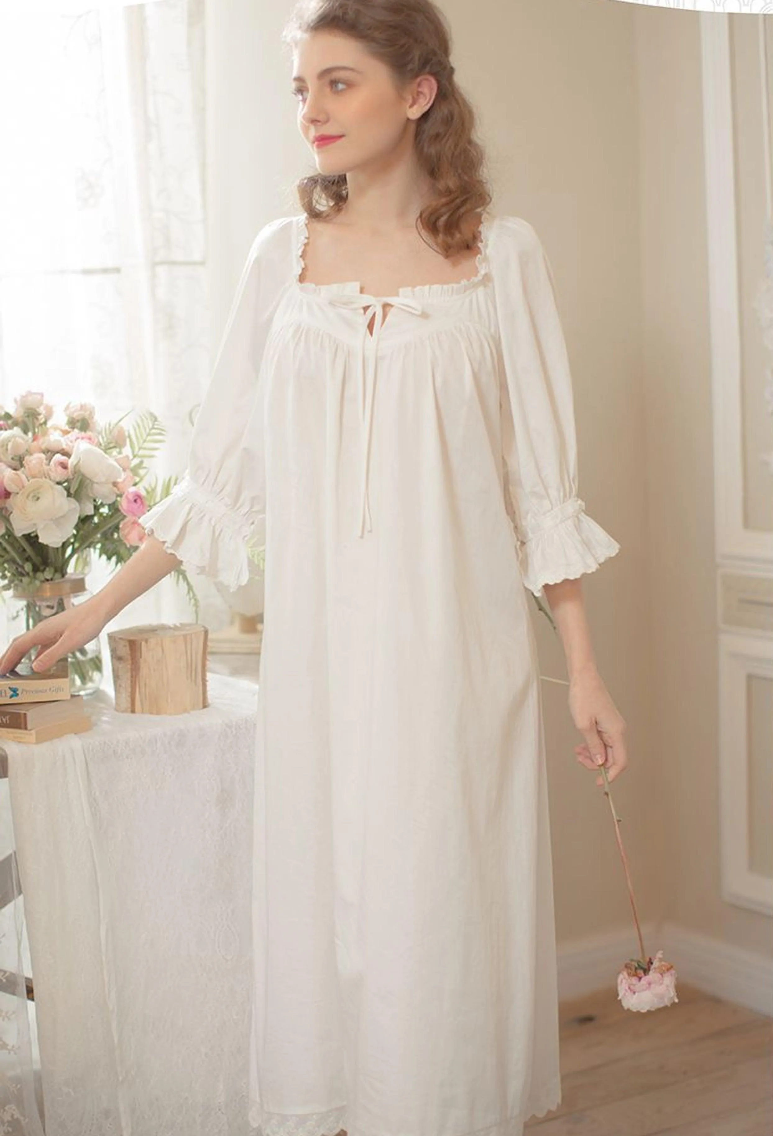 Vintage Cotton Nightgown, Victorian Nightgown, Elegant Sweet Royal White Nightdress